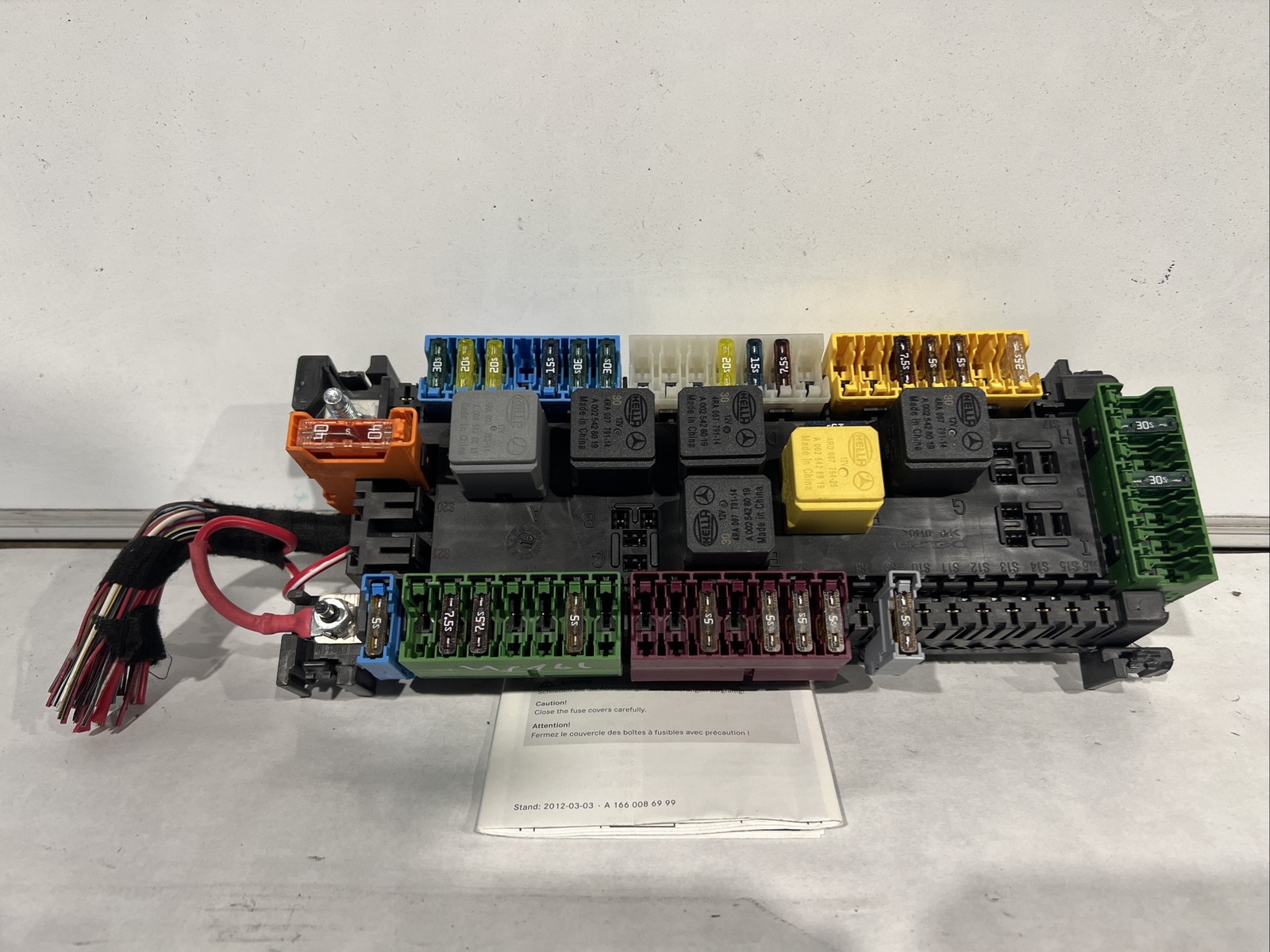 Mercedes W166 ML GLE W292 Sicherung Kasten Sicherungskasten unter 