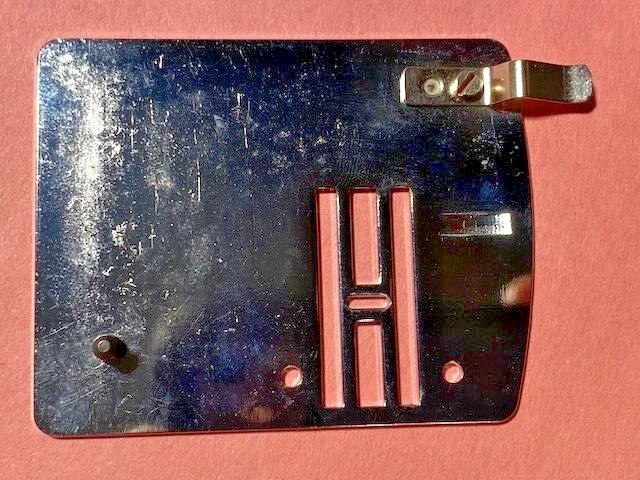 Máquina de coser Zig Zag placa de aguja Viking Husqvarna 4115628 apta para muchos modelos Foto 3 de 4