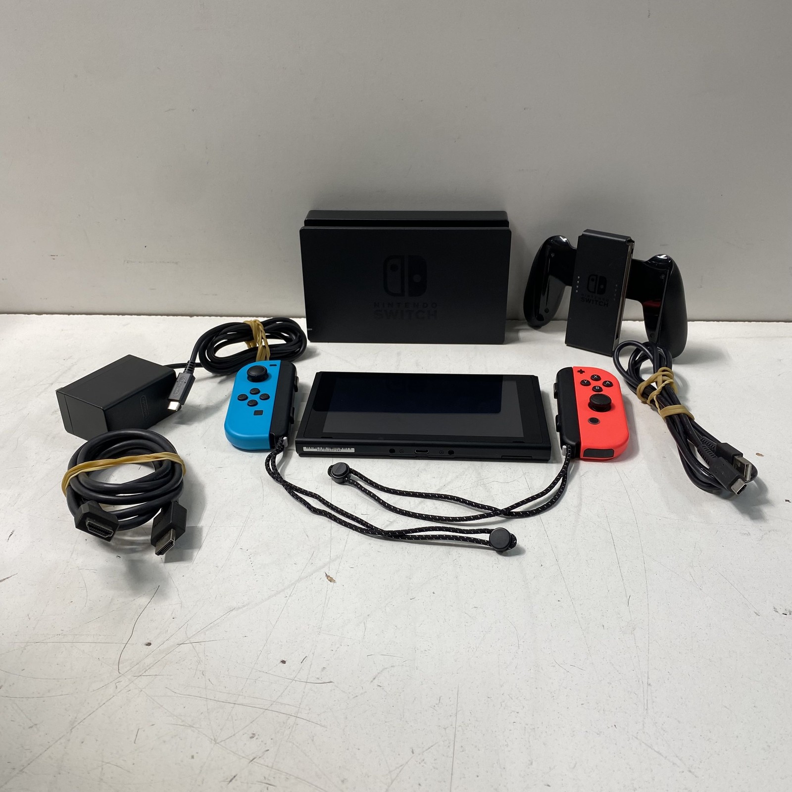 Nintendo Switch Console (HAC-001) w/ Accessories (Red/Blue)