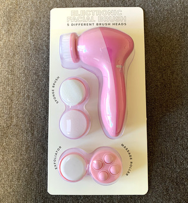 Vivitar Electronic Facial Brush 5 Different Heads Sponge Exfoliator Massage Pink