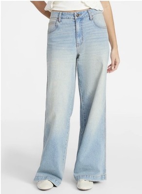 No Boundaries Womens SIZE 6 MidRise Wide Leg Light Wash Blue Jeans NWT