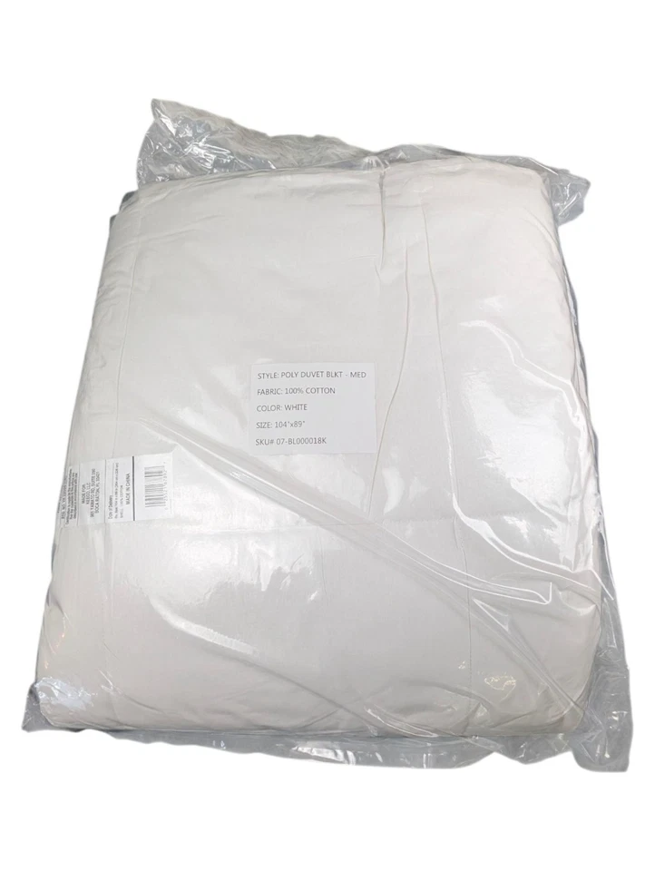 IHG Hotels & Resorts King Size Medium Weight Duvet Insert With Poly/Cotton Blend - Image 2 of 4