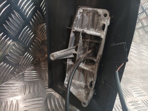 Mercedes Sprinter (2006-2017) Front Wing Mirror Left A9068102193/ A0008106319 - Picture 6 of 7