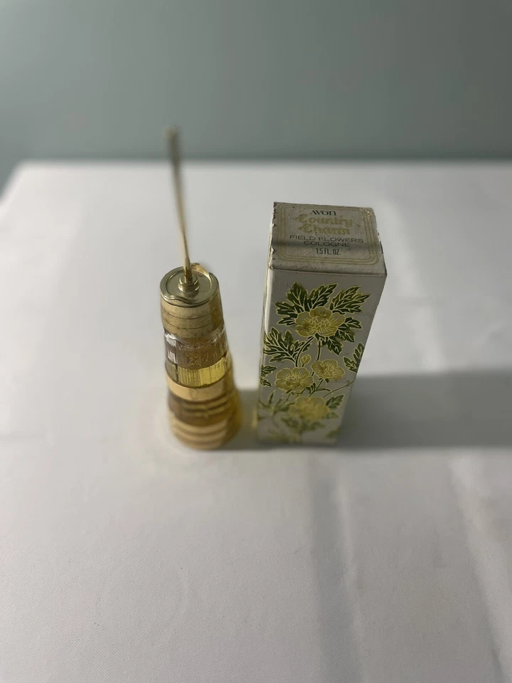 1973 Country Charm Butter churn Vintage Avon Field Flowers Perfume Most Full - Image 2 of 4