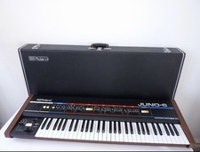 Roland Juno 6 - Amazing condition, recently serviced