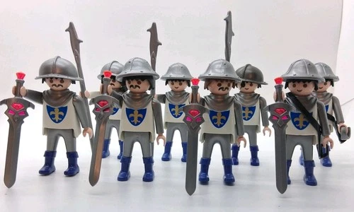PLAYMOBIL KNIGHTS MEDIEVAL CASTLE VINTAGE 1993 4616 BLUE FLEUR DE LIS LOT OF 7