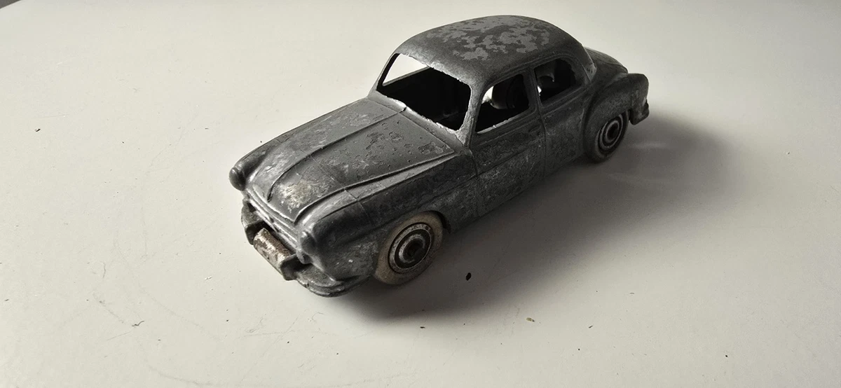 ORIGINALE CIJ RENAULT FREGATE NOIR EN BOITE rèf 3/51.- (pas de copie