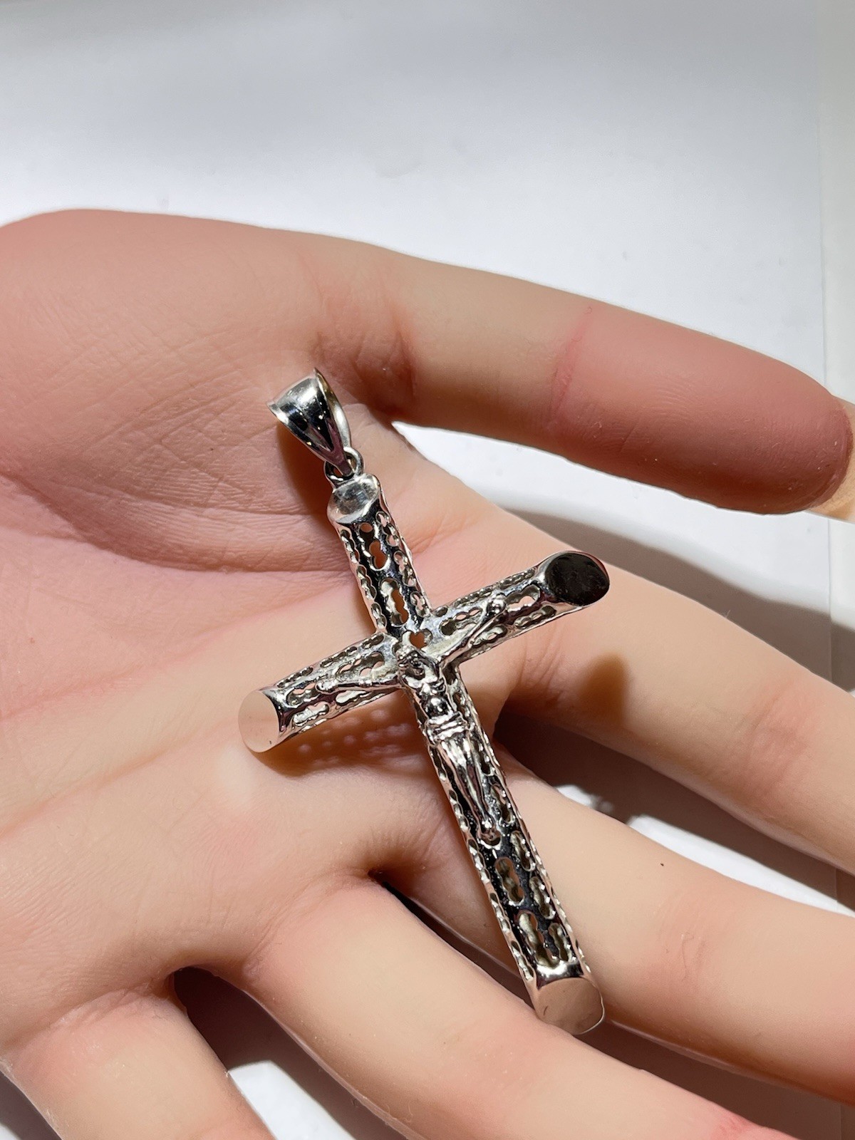 Antique Vintage Intricate 14 Karat White Gold Crucifix Cross Pendant Charm 7.5 G