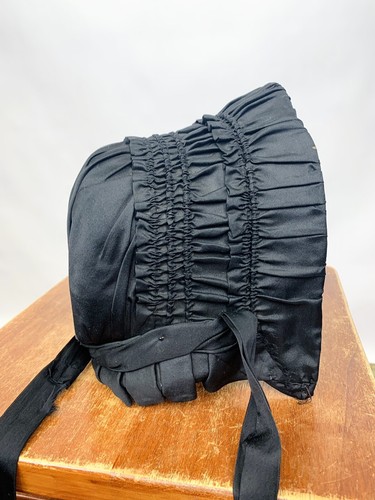 Antique Victorian 1890s Black Pleated Silk Mourning Bonnet Pioneer-wear AS IS - Picture 15 of 20