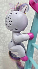 Fingerlings: Interactive Baby Animals Lot Of 5 And- Jungle Gym Playset Adorable!