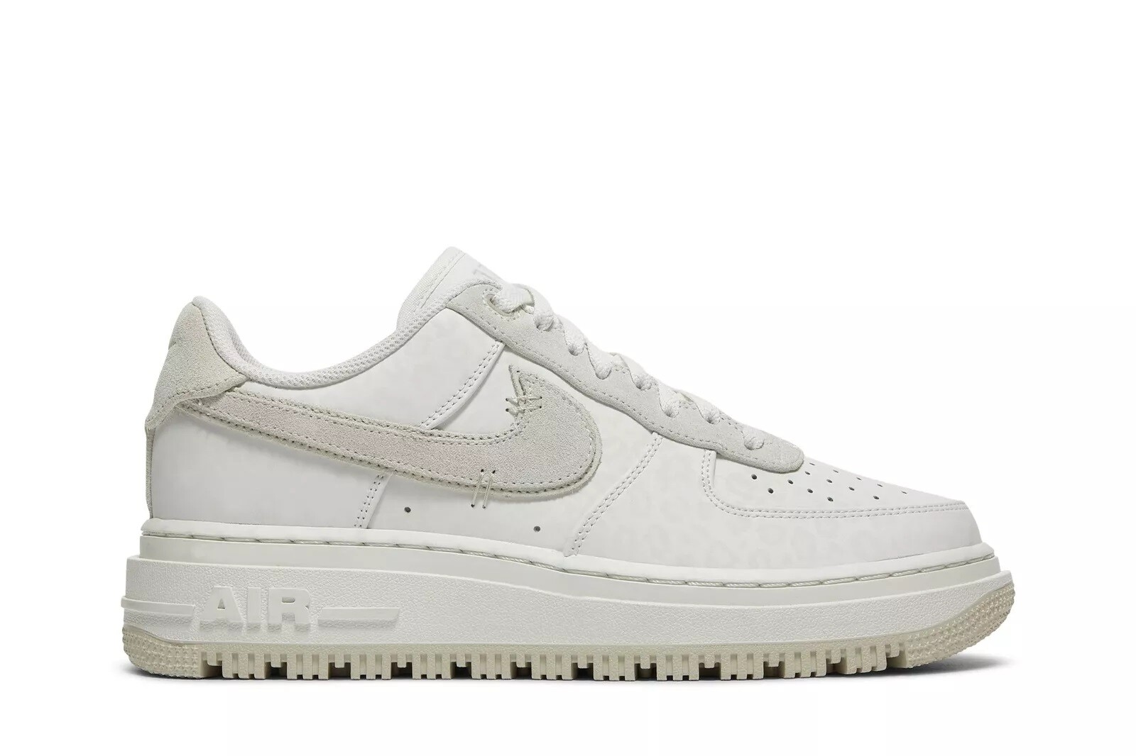 Мужские кроссовки Nike Air Force 1 Luxe Summit White/Саммит Уайт (DD9605 100) - 12