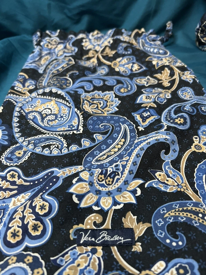 Vera Bradley Windsor Navy retired Set lunch box, jewelry case, bag, & Cross Body - Image 2 of 4