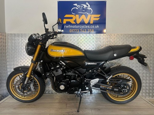KAWASAKI Z900 RS SE, 2022, ONLY 2723 MILES & 1 OWNER, YOSHIMURA EXHAUST!! - Picture 2 of 12