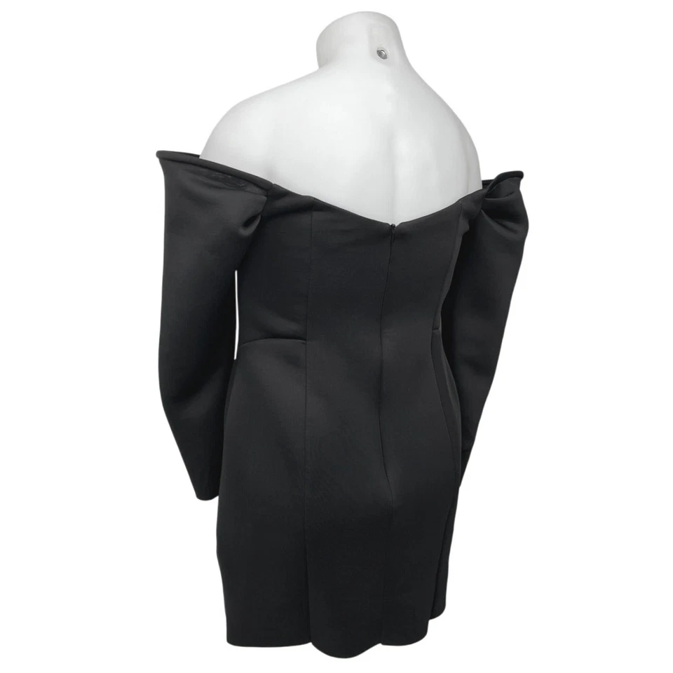 Mini Vestido Vaina Manga Larga Doble Pecho Esmoquin Negro Fuera del Hombro de ASOS 16 Foto 2 de 4