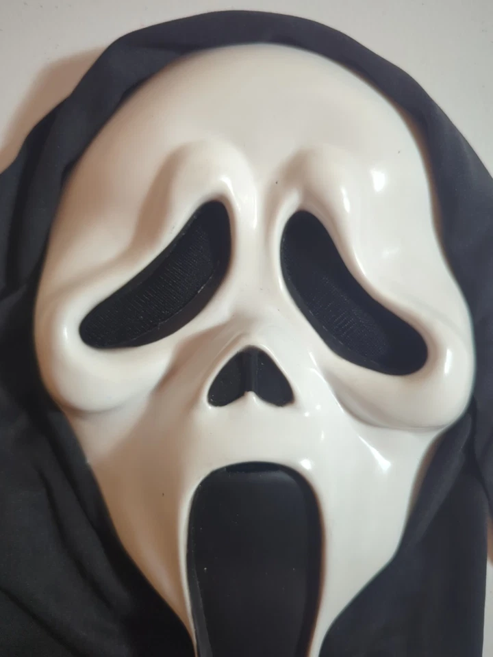 Scream Ghost Face Mask Used Adult Small Stretchy Elastic Band - Image 4 of 4