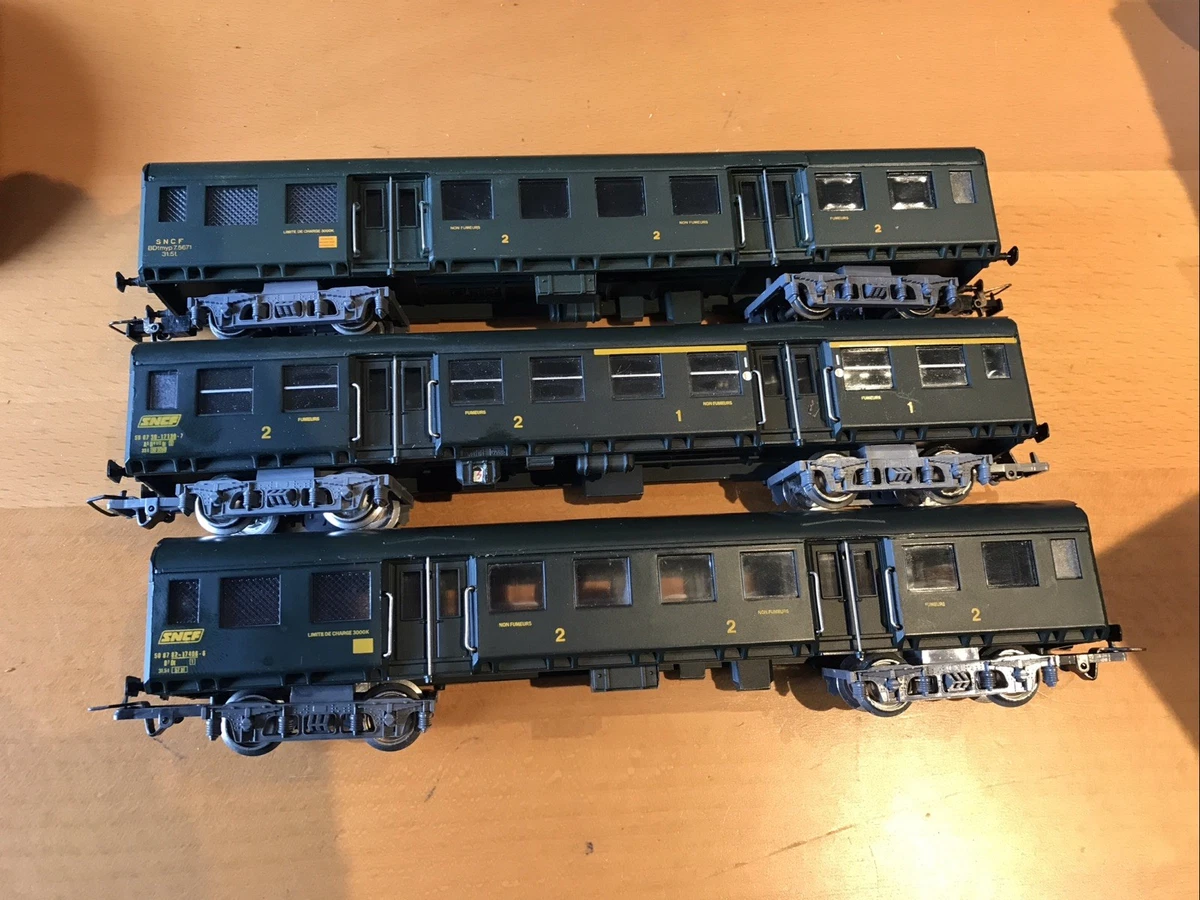 2 Voitures Voyageurs SMCF à Bogies - Type Banlieue, HO 1/87, 2 Rails CC (occasion)