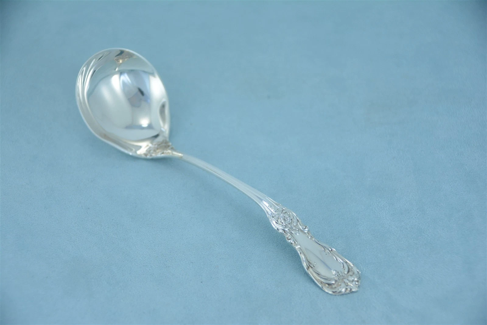 Reed & Barton Burgundy Sterling Silver 5-5/8" Sauce Ladle No Monogram