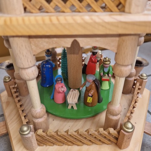 Pyramide Expertic DDR 45cm Erzgebirge Seiffen 3-stöckig Christi Geburt   - Bild 4 von 20