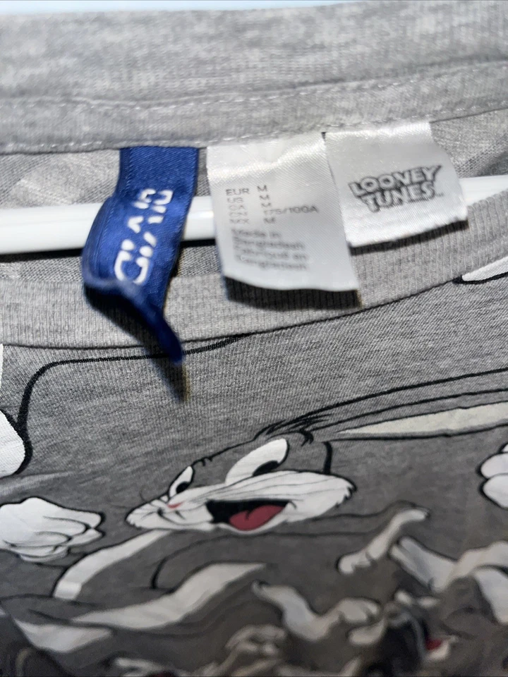 MENS DIVIDED BY H&M LOONEY TUNES BUGS BUNNY COLLECTION GRAY T-SHIRT SIZE Medium - Image 3 of 4
