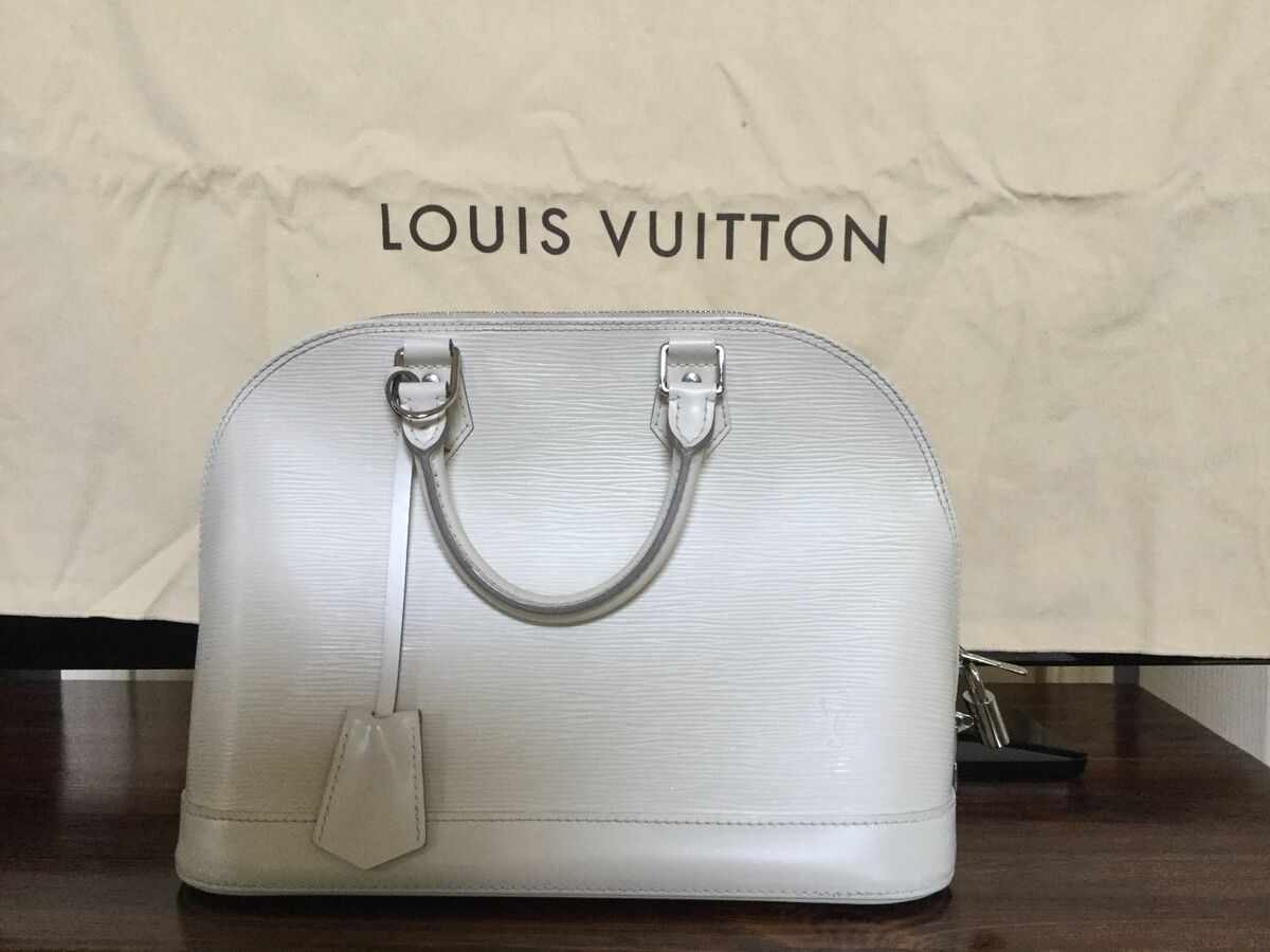 Louis Vuitton EPI Alma PM