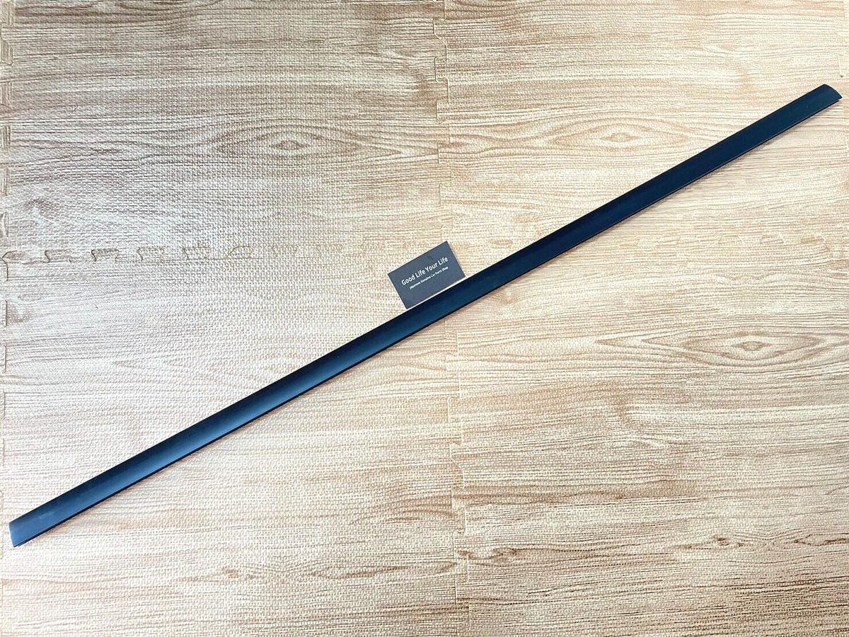 Lexus RX330 RX350 RX400h Roof Center Drip Molding 75555-48053 Lexus RX330 RX350 RX400h Roof Center Drip Molding 75555-48053