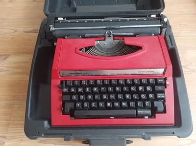 PRIVILEG 490 Schreibmaschine electric portable mit Koffer