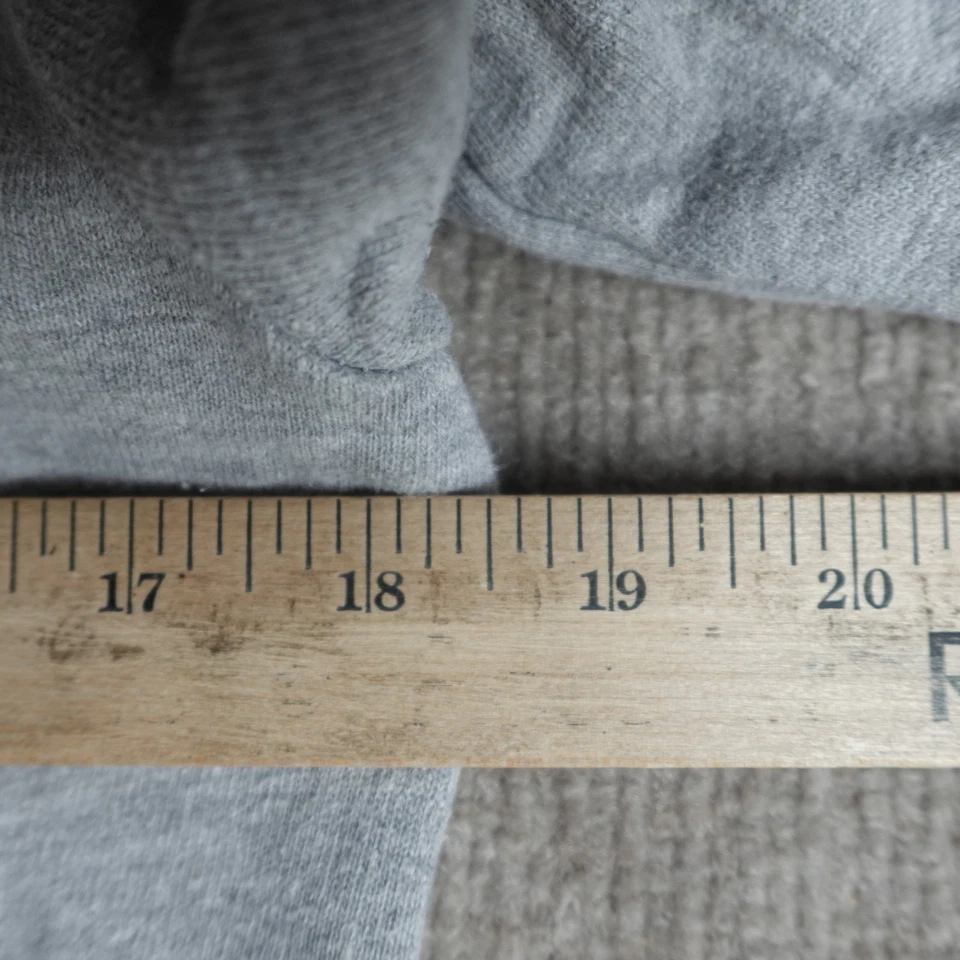 Sudadera Aiko Mujer Pequeña Gris Aloha Nueva York Hecha en EE. UU. Foto 4 de 4