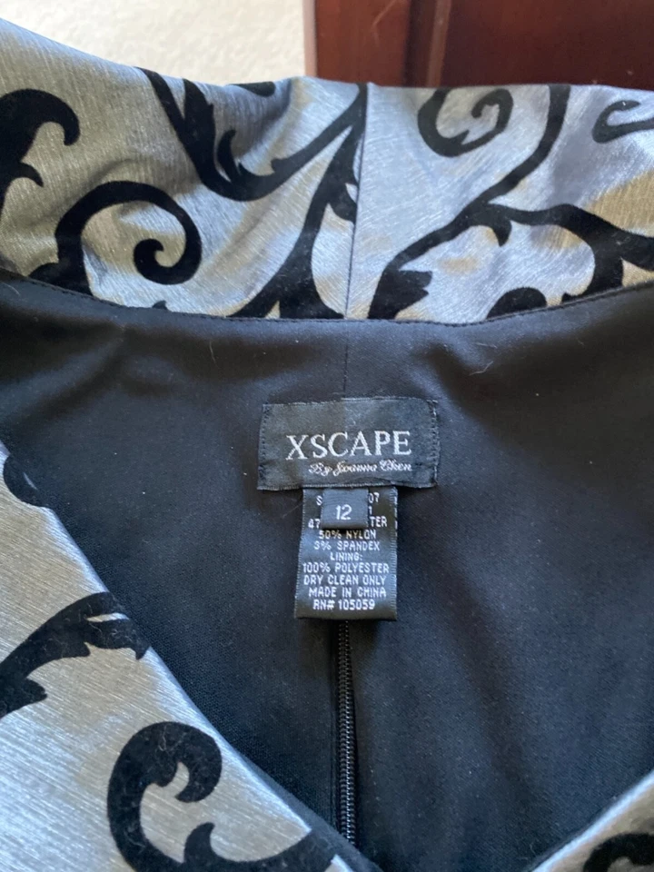 Top formal Xscape🖤Mujer Organza Peltre Negro Terciopelo Estampado Grande Cuello en V 12 Foto 2 de 4