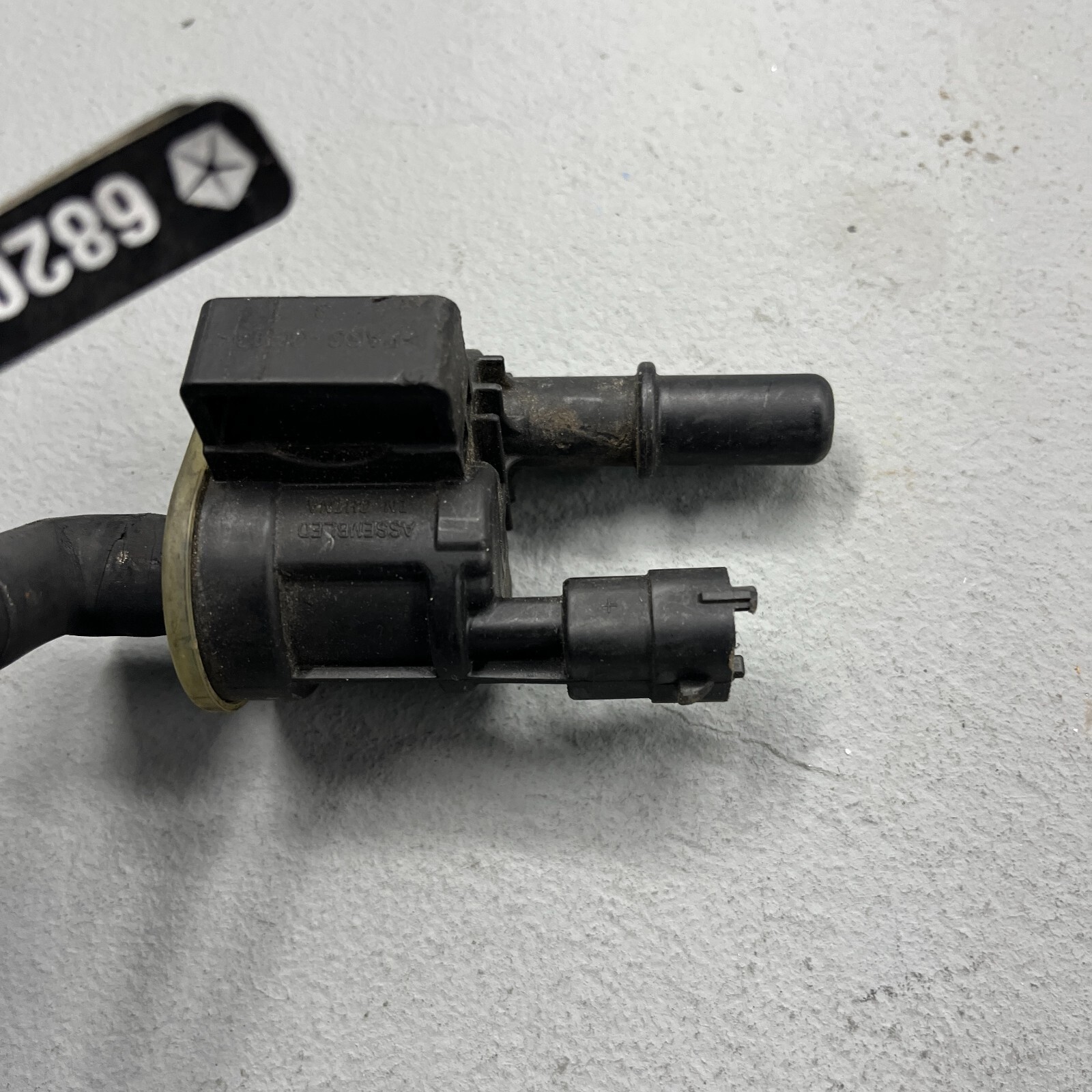 2015-2021 DODGE CHARGER Challenger GAS VAPOR CANISTER EMISSION 