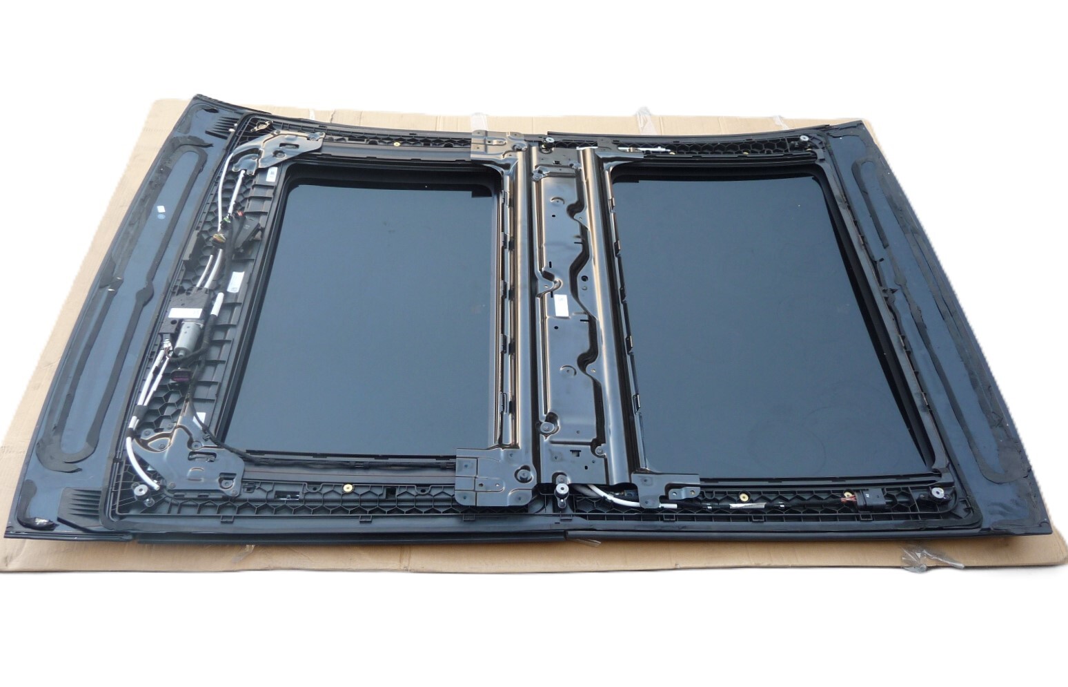 2020 2021 2022 2023 Bentley Flying Spur Panorama Sunroof Roof Glass 3SE877042 OE