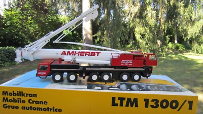 Miniature Conrad 1/50 Liebherr LTM 1300/1 - Édition Limitée Amherst Canada