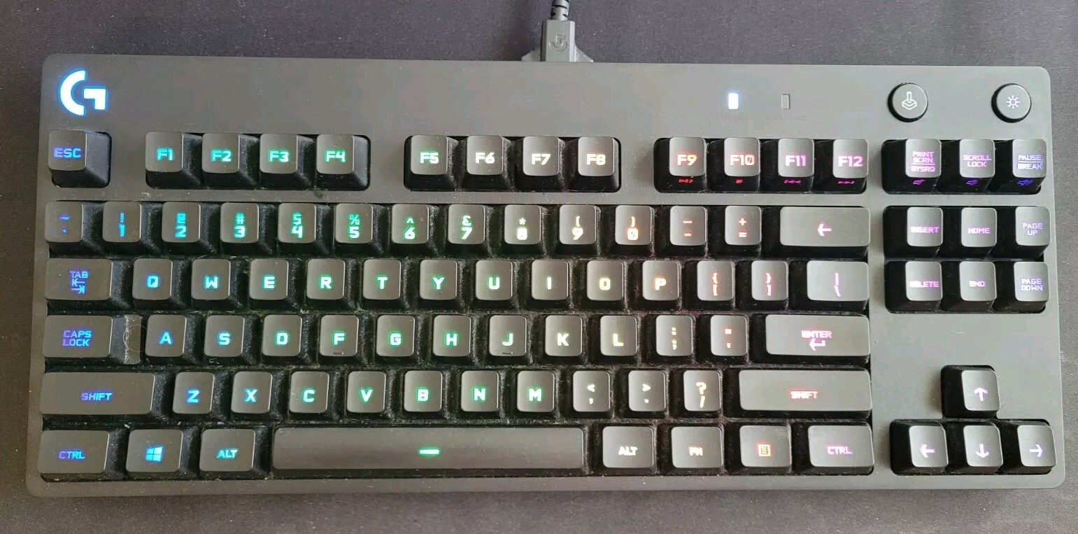 Logitech G Pro TKL Gaming Wired Keyboard Mechanical Switches RGB Tenkeyless-image