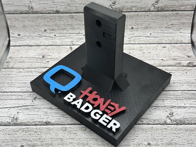 Live Q Or D  (Honey Badger) Sporting Rifle Display/ Maintenance Stand