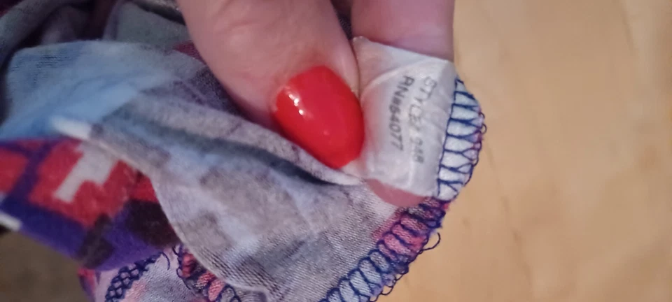 Camiseta sin mangas CAbi para mujer mosaico cuello redondo talla mediana estilo #948 Foto 4 de 4