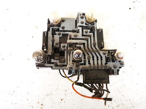 Volkswagen Golf 1991 Tailight Bulb Holder (Lamp Carrier) 191945257 #1184468-05