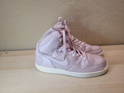 womens blush nike