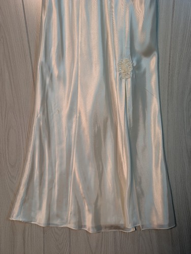 NEW Victorias Secret Slip Dress Large Lace Beads Negligee Ivory L NWT Honeymoon - Picture 3 of 10