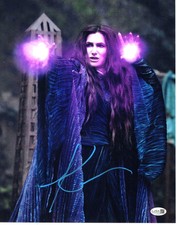 Kathryn Hahn signed 11x14 Photo Agatha Harkness, Agnes JSA Authentication