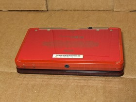 Nintendo 3DS Original - Flame Red - Used w/Box and Inserts - Very Good Condition