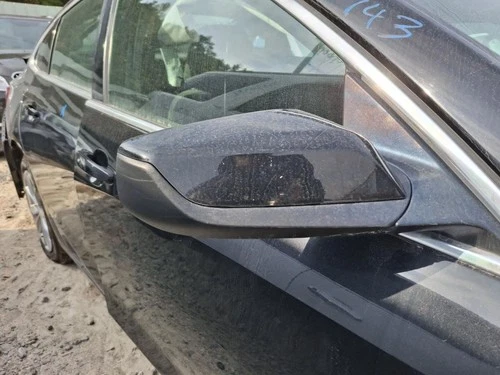 Passenger Side View Mirror With Heated Opt DK2 Fits 19-23 MALIBU 3683489