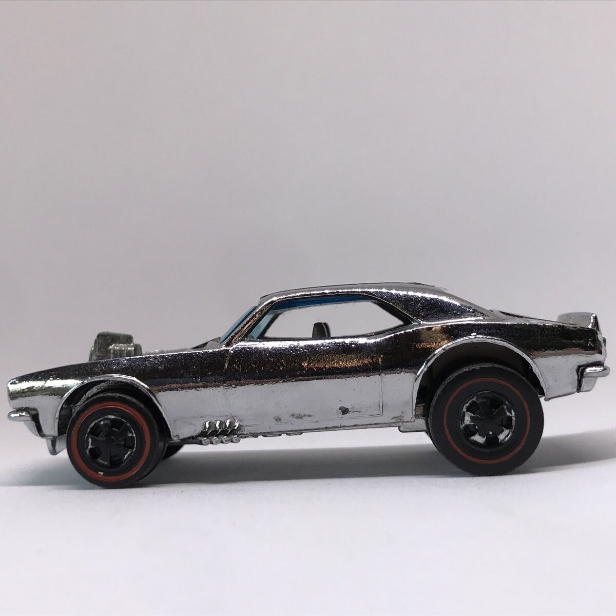 Hot Wheels Redline Heavy Chevy 1969 Super Chrome Gray Int Hot Wheels Redline Heavy Chevy 1969 Super Chrome Gray Int