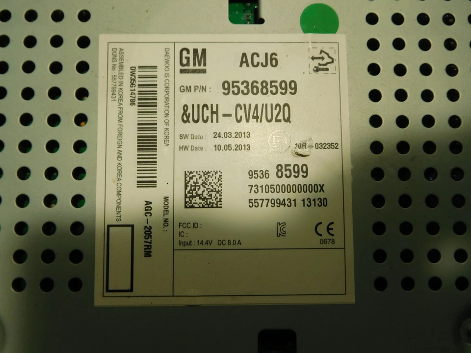 CD Radio Chevrolet Spark (M300) 1.0i 50KW 68PS Bj.2013 95368599 - Bild 4 von 4