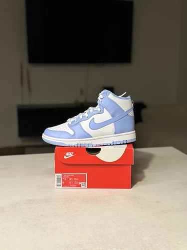 Nike - Dunk High - Aluminum Sneaker - EU 38,5 - DD1869-107