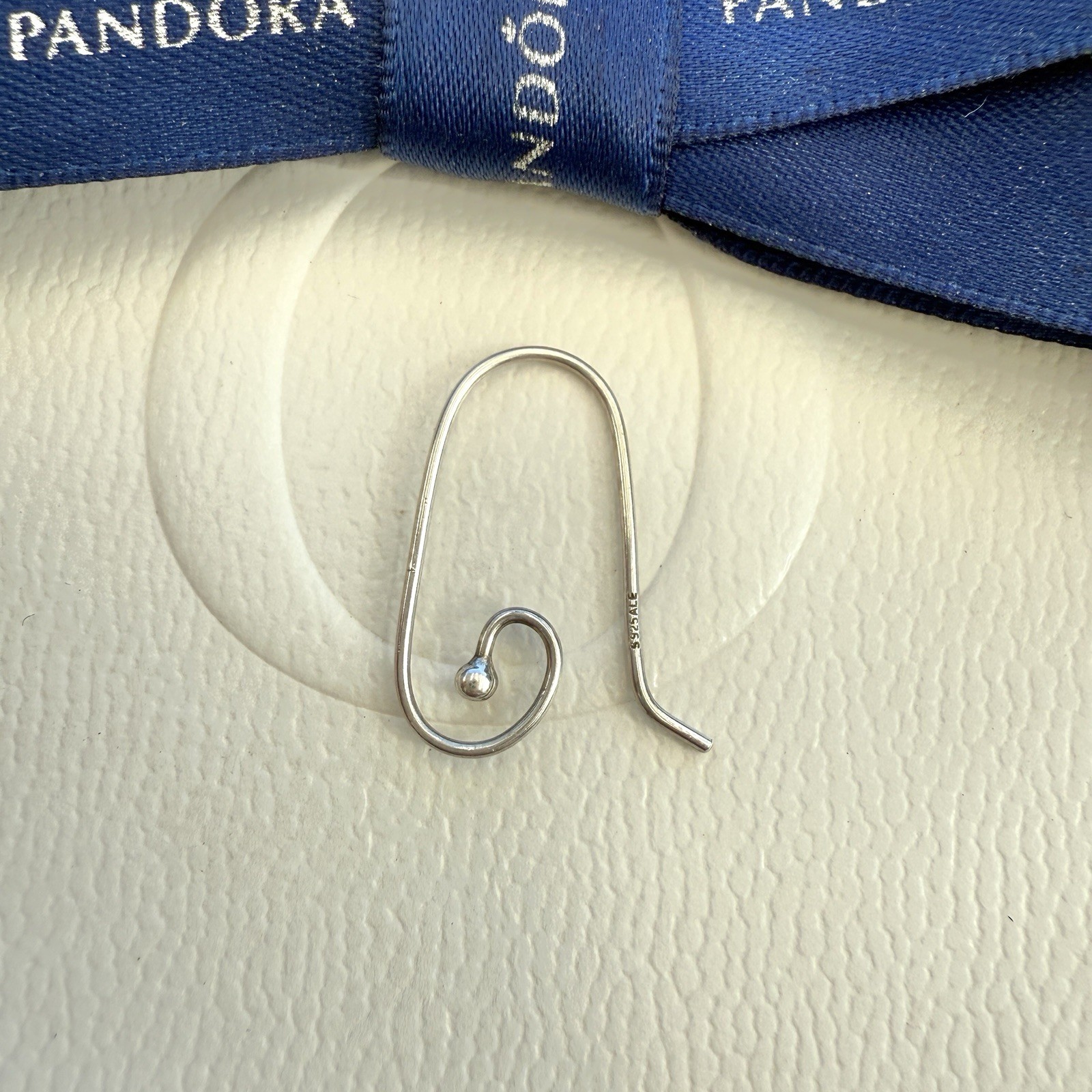 Authentic Pandora Silver Single Wire Large Compos… - image 1