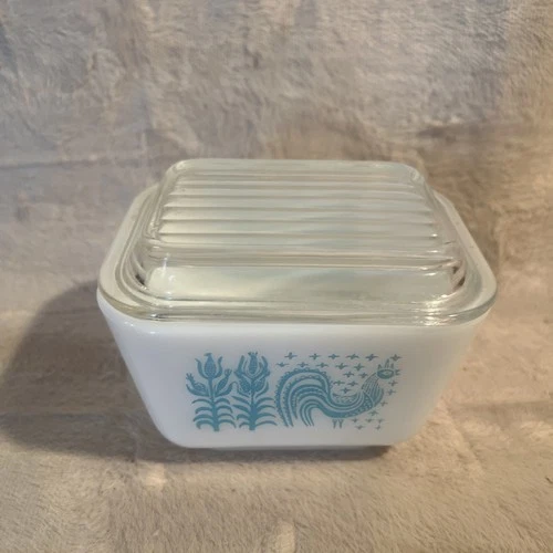 Pyrex Butter Print Amish #29 Refrigerator Dish 501 W/Lid Turquoise Blue 1.5 Cup