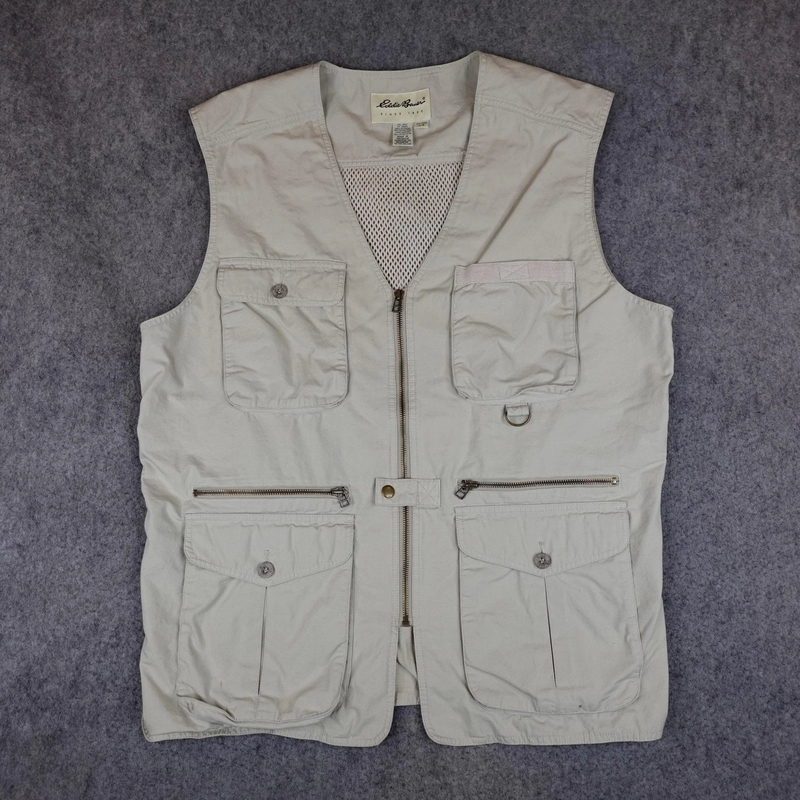 Vintage Eddie Bauer Vest Mens Large Khaki Safari Utility Fishing Photography 90s
