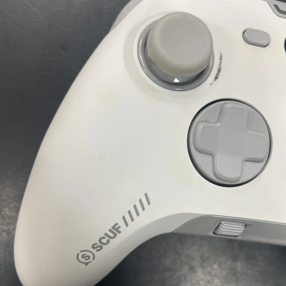 SCUF VALOR PRO Wired Performance Xbox Controller - Good Working Order - Image 3 of 4