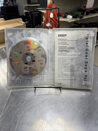 Metal Gear Saga Volume 1 DVD 2006 Konami With Paper Insert Tested And Working - Picture 2 of 3