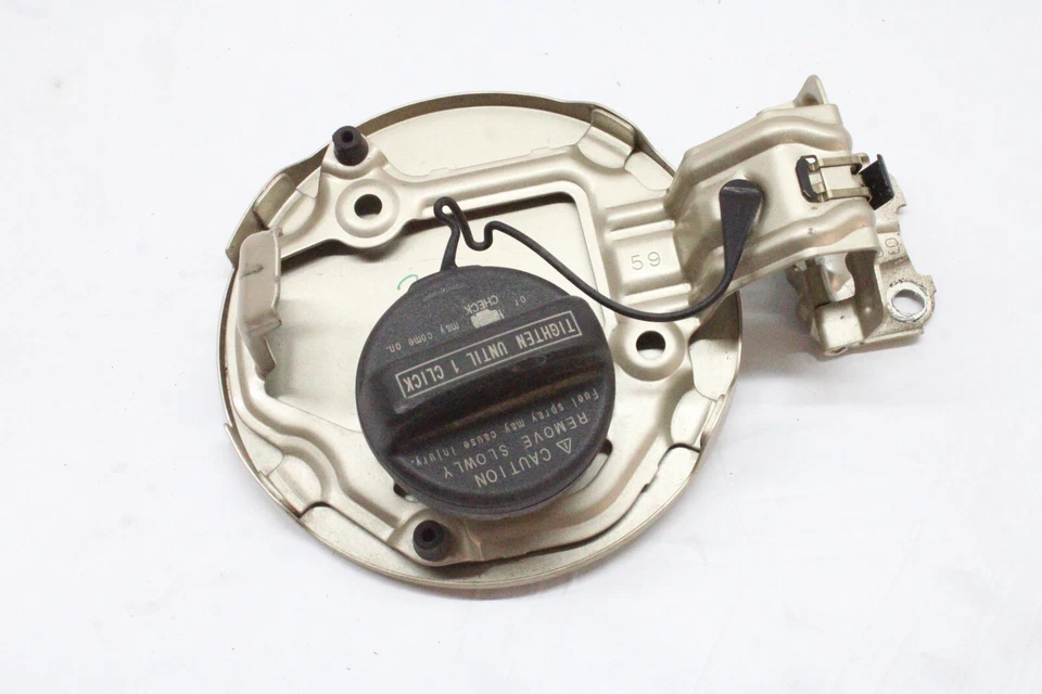 2011 TOYOTA PRIUS FUEL FILLER DOOR ASSEMBLY OEM 10 11 12 13 14 15 GOLD 4T8 - Imagem 4 de 4