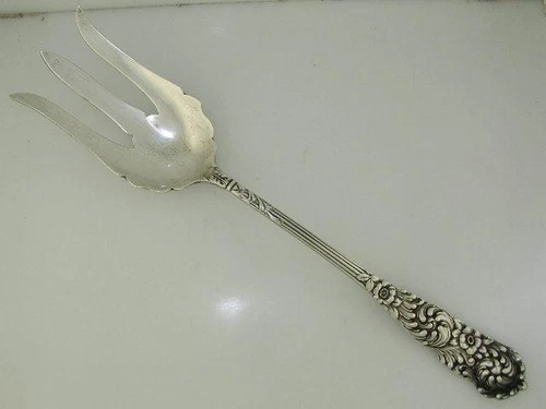 Rare Sterling REED & BARTON 10 3/4" Salad Serving Fork TRAJAN 1892